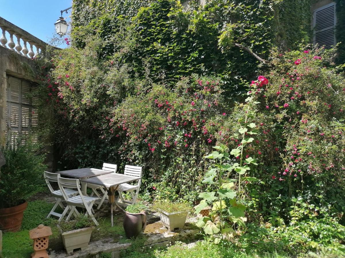 Jardin Et Hotel Particulier Bayeux Buitenkant foto